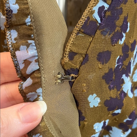 ASTR Brown/Olive and Blue Floral Blouse - Picture 5 of 11
